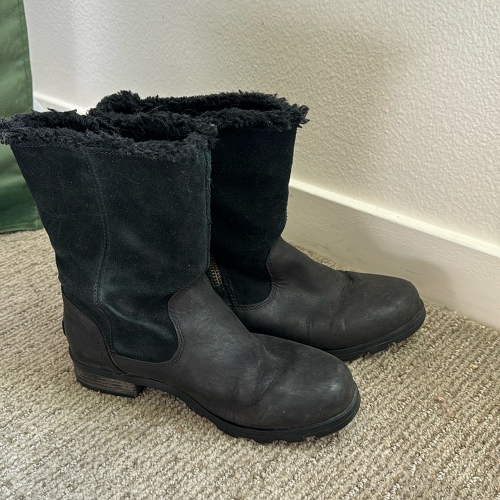Black Sorel Winter Boots- size 7